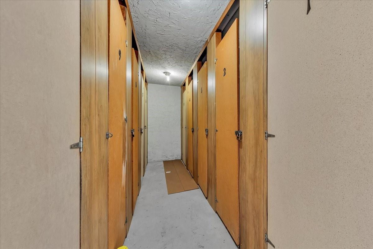 545 Oaks Lane, Unit 403 Pompano Beach, FL 33069 - Photo 31 of 42 Photo 31