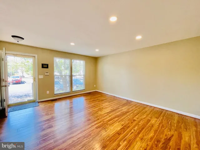 $2,500 | 9703 Sassafras Court, Manassas, VA 20110