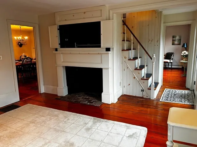 $650,000 | 299 Center Street, Pembroke, MA 02359