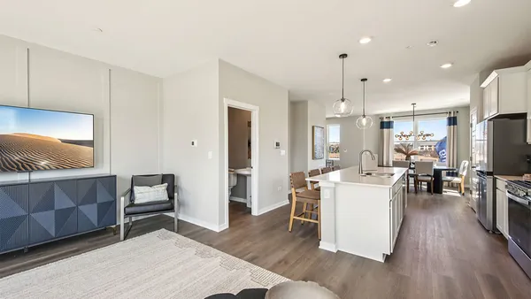 $574,990 | 2225 Waters Edge Drive, Schaumburg, IL 60173