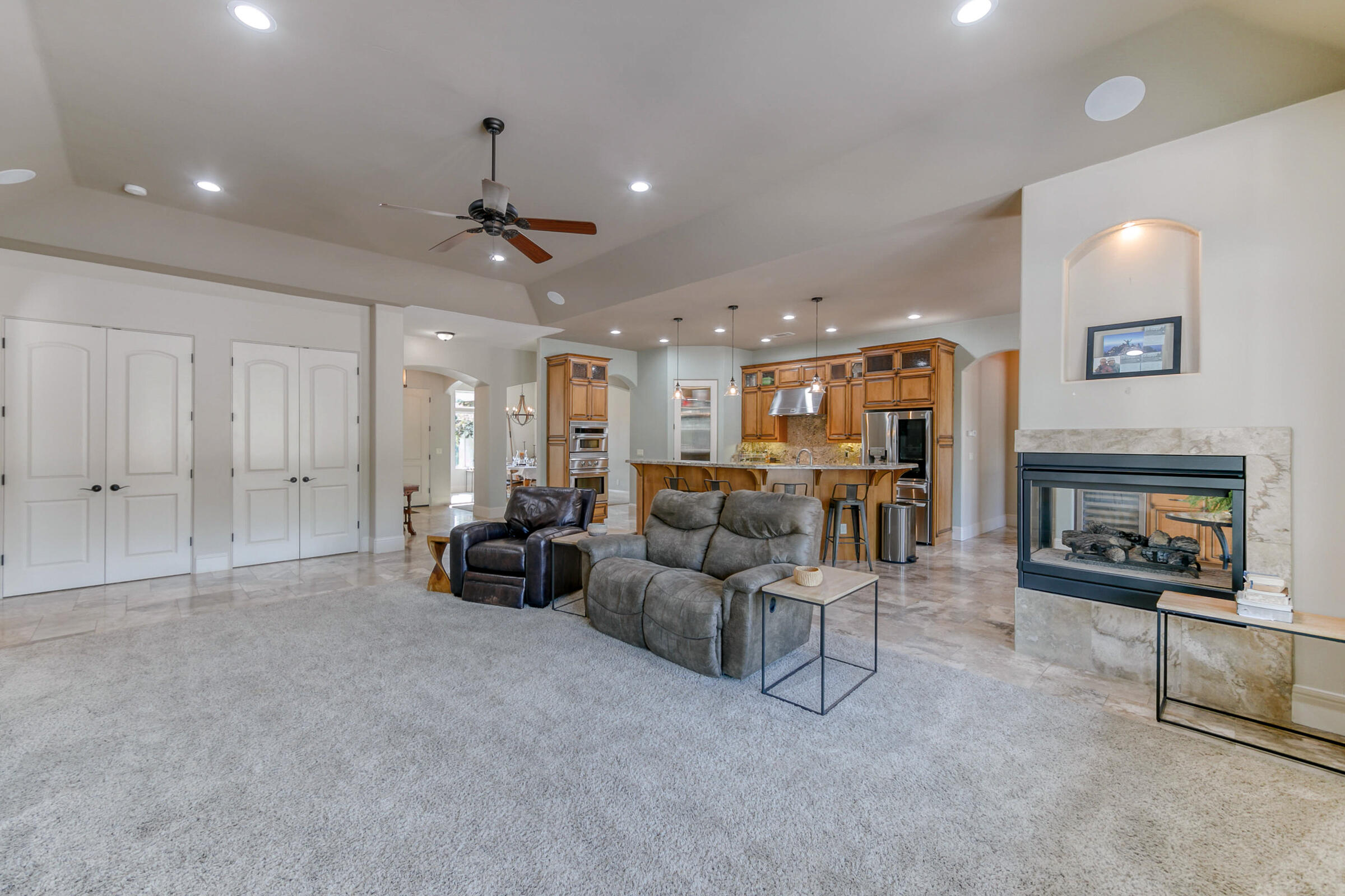 9184 Silver King Road Redding, CA 96001 - Photo 15 of 50 Great Room