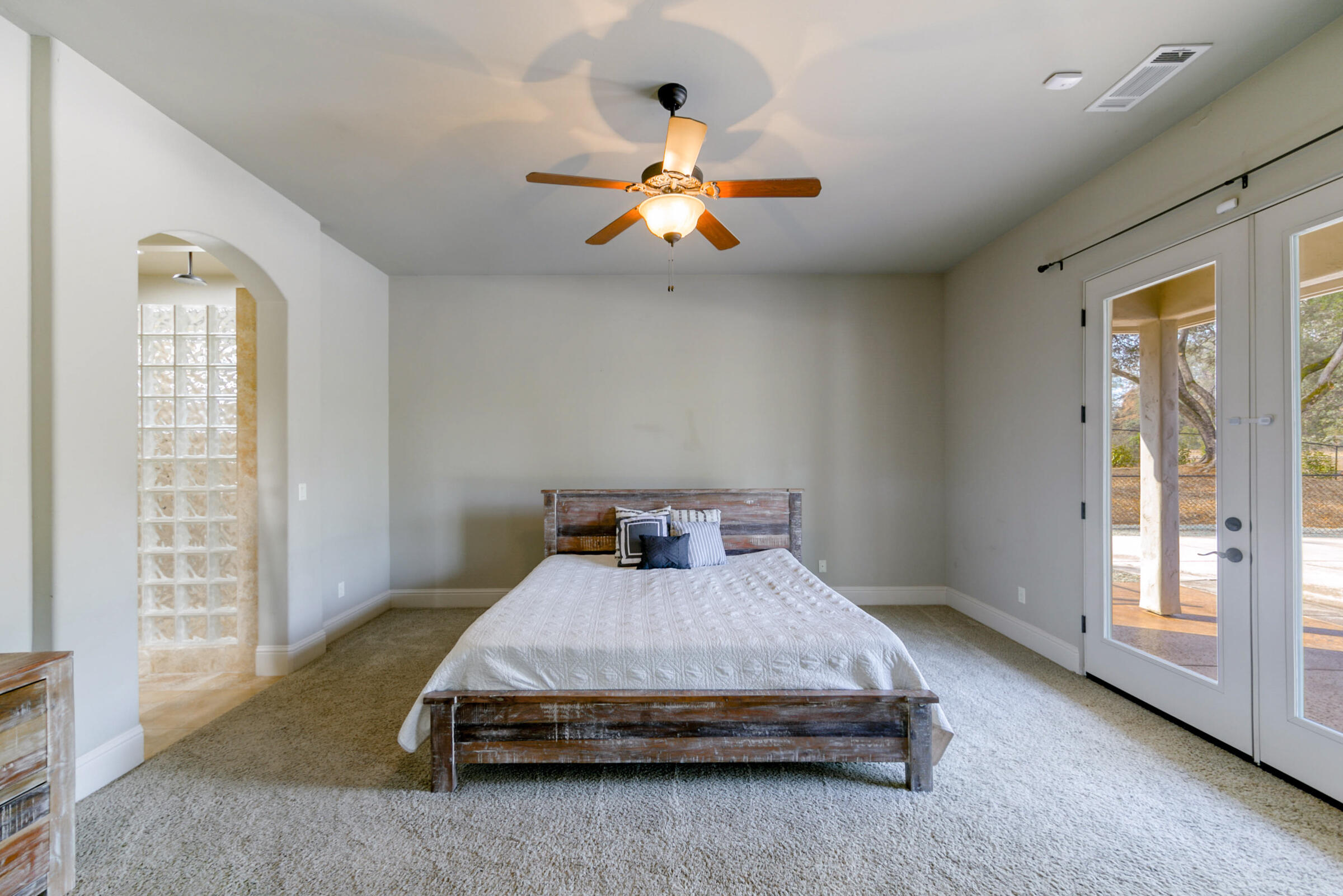 9184 Silver King Road Redding, CA 96001 - Photo 24 of 50 Master bedroom