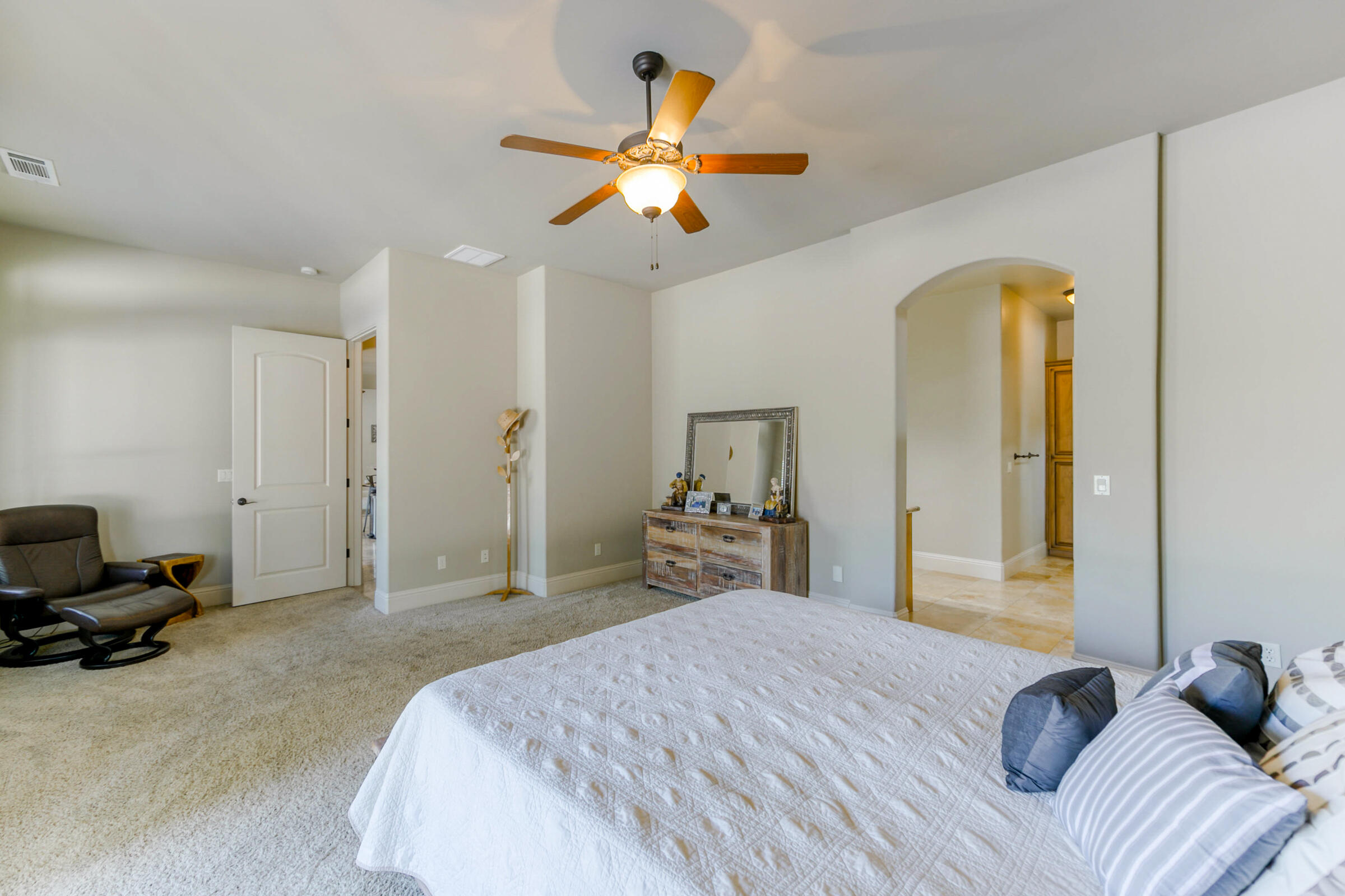 9184 Silver King Road Redding, CA 96001 - Photo 26 of 50 Master Bedroom