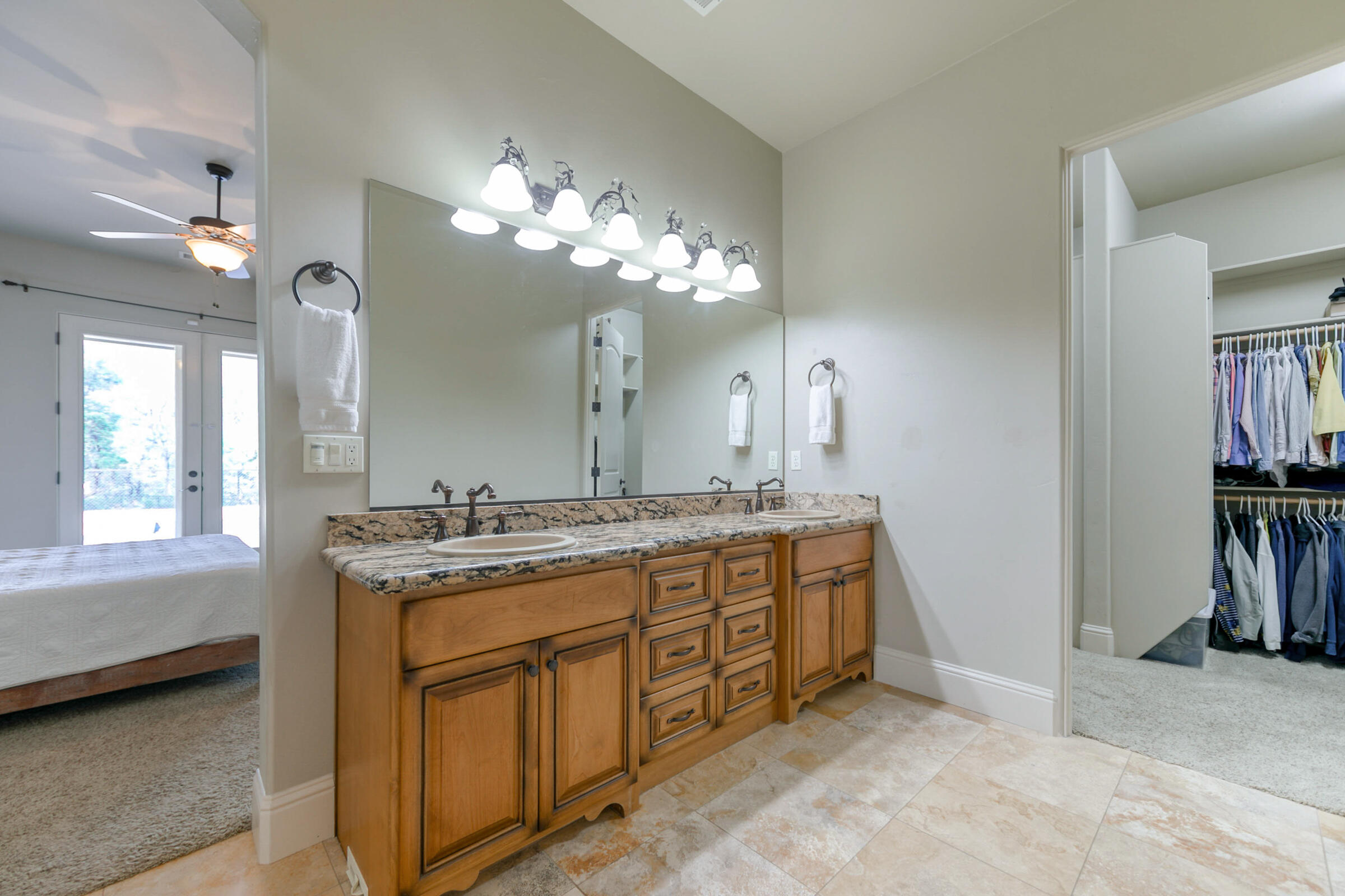 9184 Silver King Road Redding, CA 96001 - Photo 29 of 50 Master Bath Vanity
