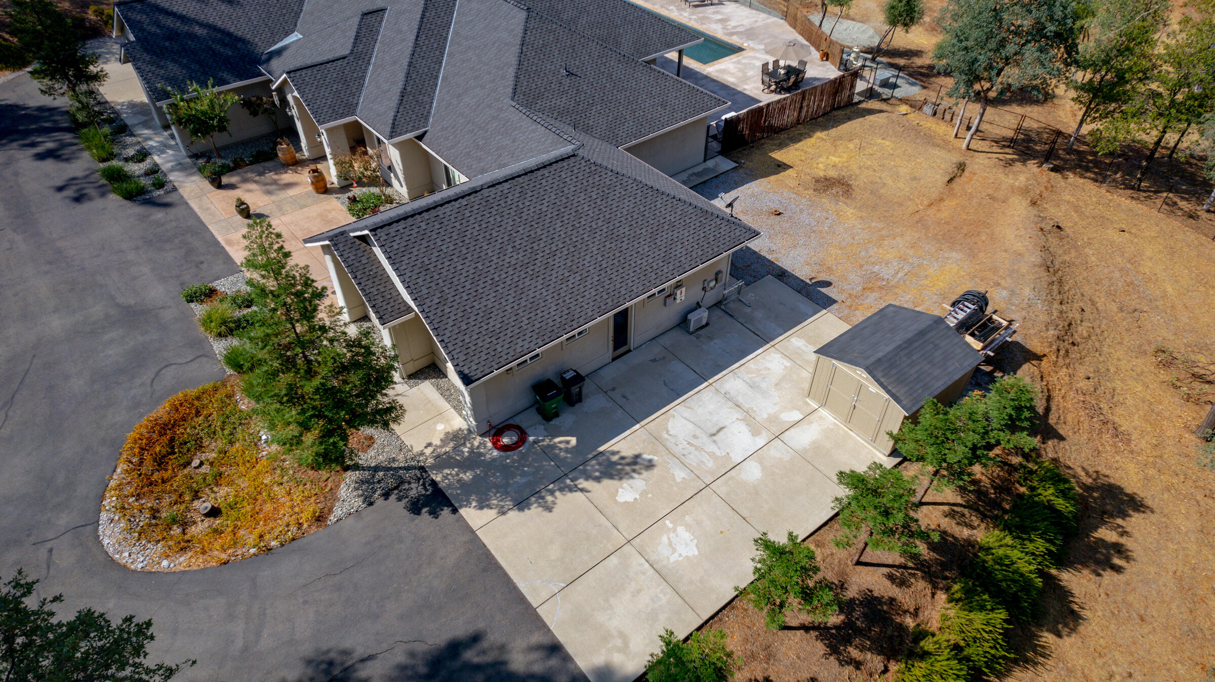 9184 Silver King Road Redding, CA 96001 - Photo 48 of 50 Exterior RV Parking