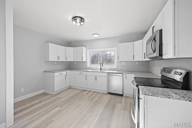 $225,000 | 50 North Oakland Drive, Caseyville, IL 62232