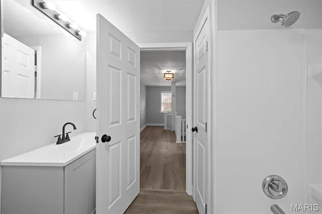 $225,000 | 50 North Oakland Drive, Caseyville, IL 62232