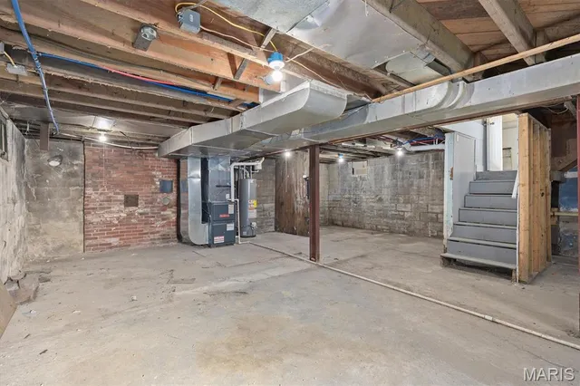 $225,000 | 50 North Oakland Drive, Caseyville, IL 62232