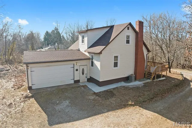 $225,000 | 50 North Oakland Drive, Caseyville, IL 62232