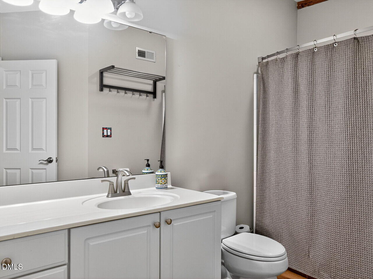 614 Capital Boulevard, Unit 225 Raleigh, NC 27603 - Photo 28 of 37 027-1280x960-photo