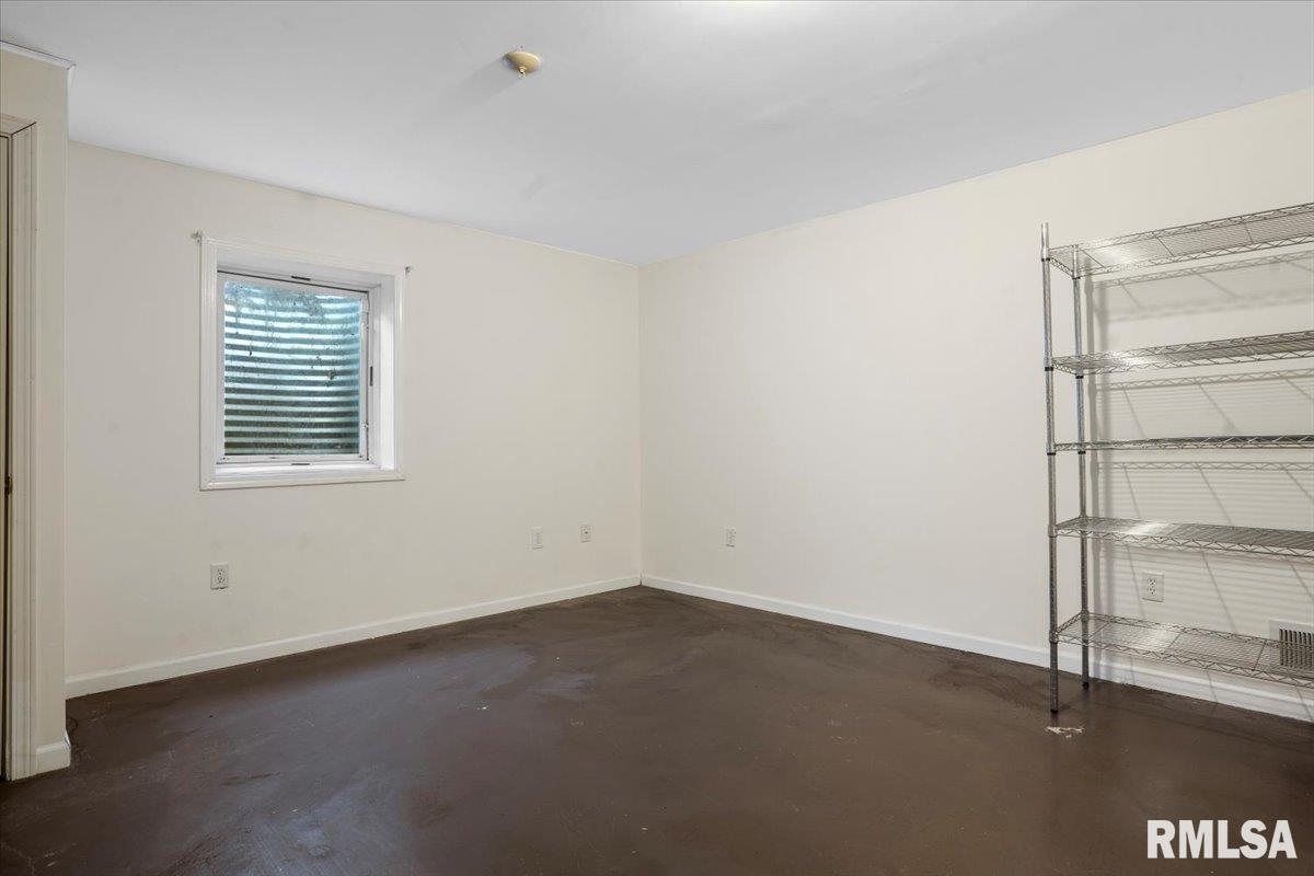 2919 Meadowbrook Road, Unit 1 Springfield, IL 62711 - Photo 27 of 29 Gallery Image 27