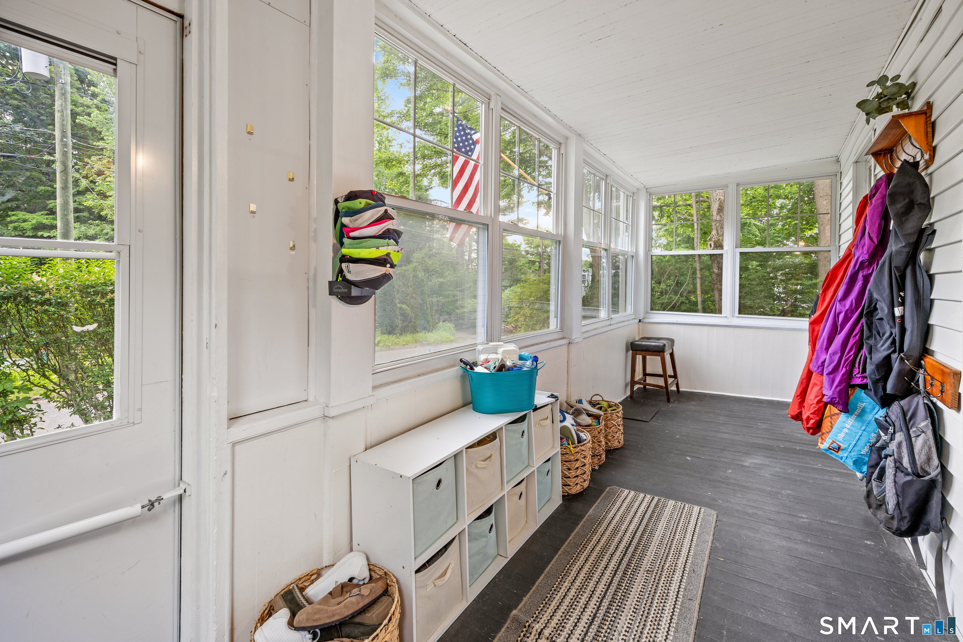 122 Chestnut Grove Road Watertown, CT 06795 - Photo 5 of 40
