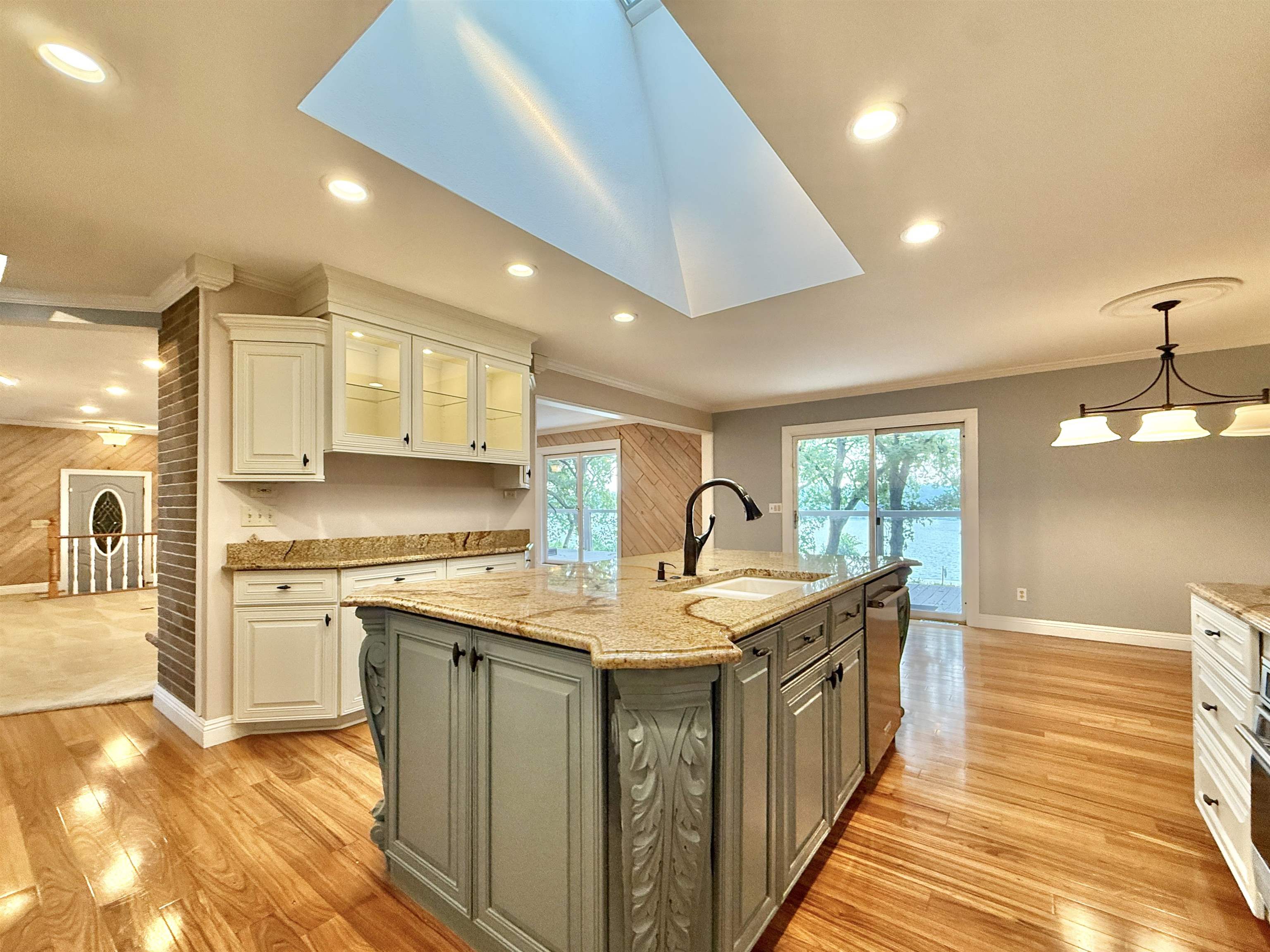 2107 South Pow Wow Trail Beloit, WI 53511 - Photo 21 of 51