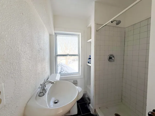$184,900 | 313 East Center Street, Shawano, WI 54166