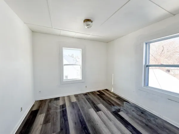 $184,900 | 313 East Center Street, Shawano, WI 54166