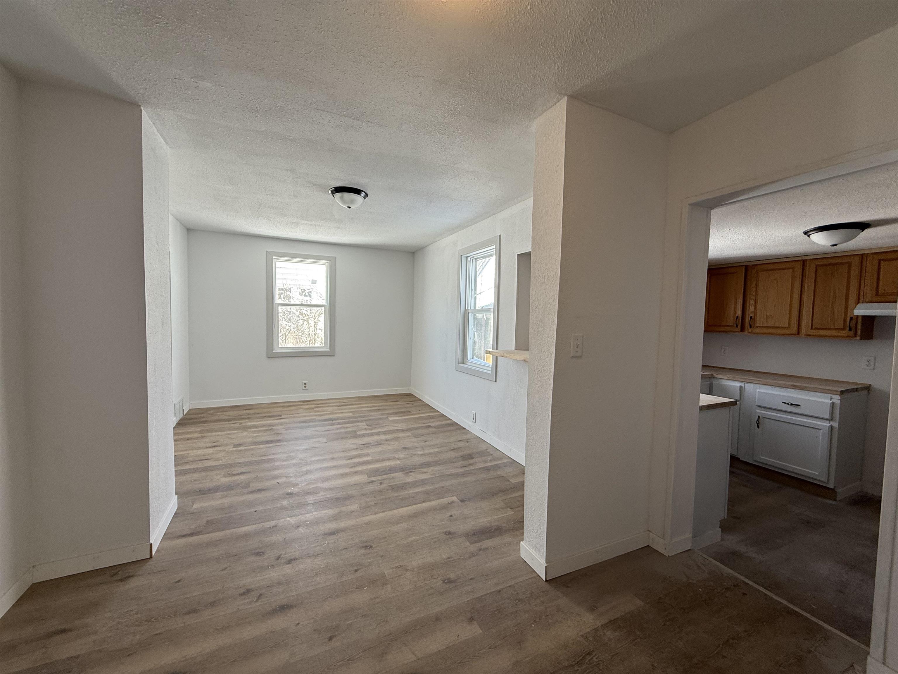 313 East Center Street Shawano, WI 54166 - Photo 5 of 26