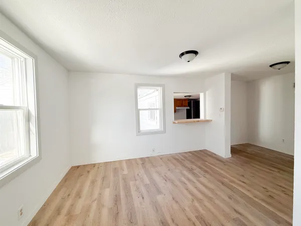 $184,900 | 313 East Center Street, Shawano, WI 54166