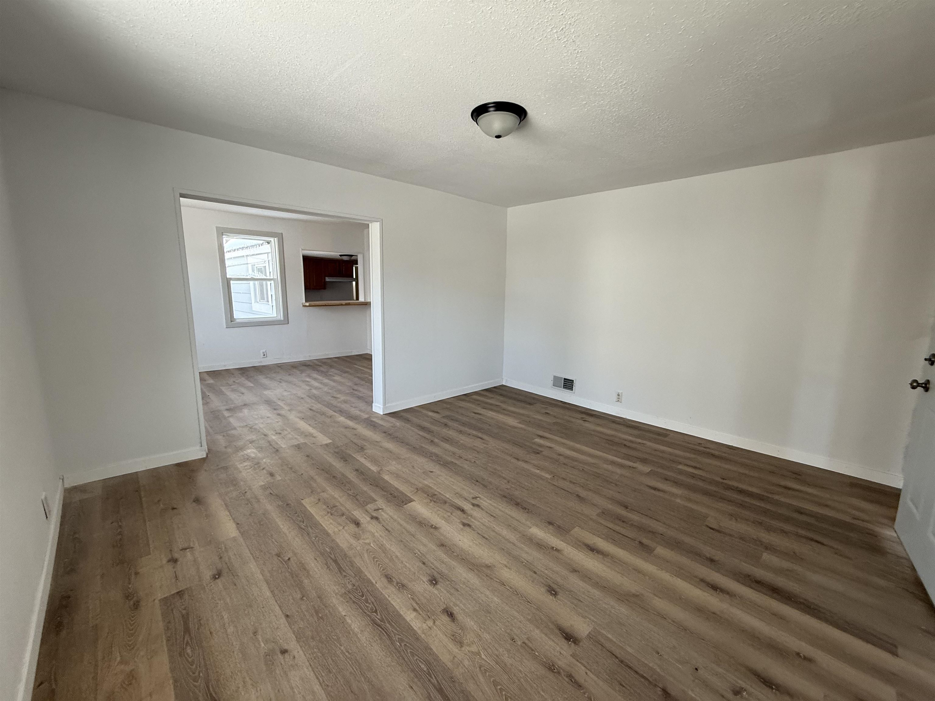 313 East Center Street Shawano, WI 54166 - Photo 7 of 26