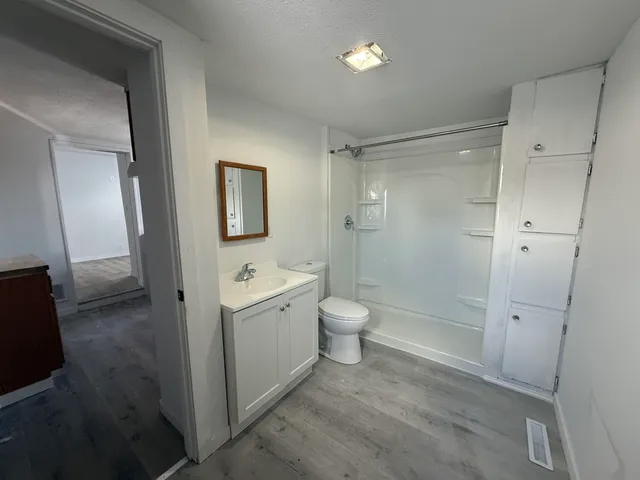 $184,900 | 313 East Center Street, Shawano, WI 54166