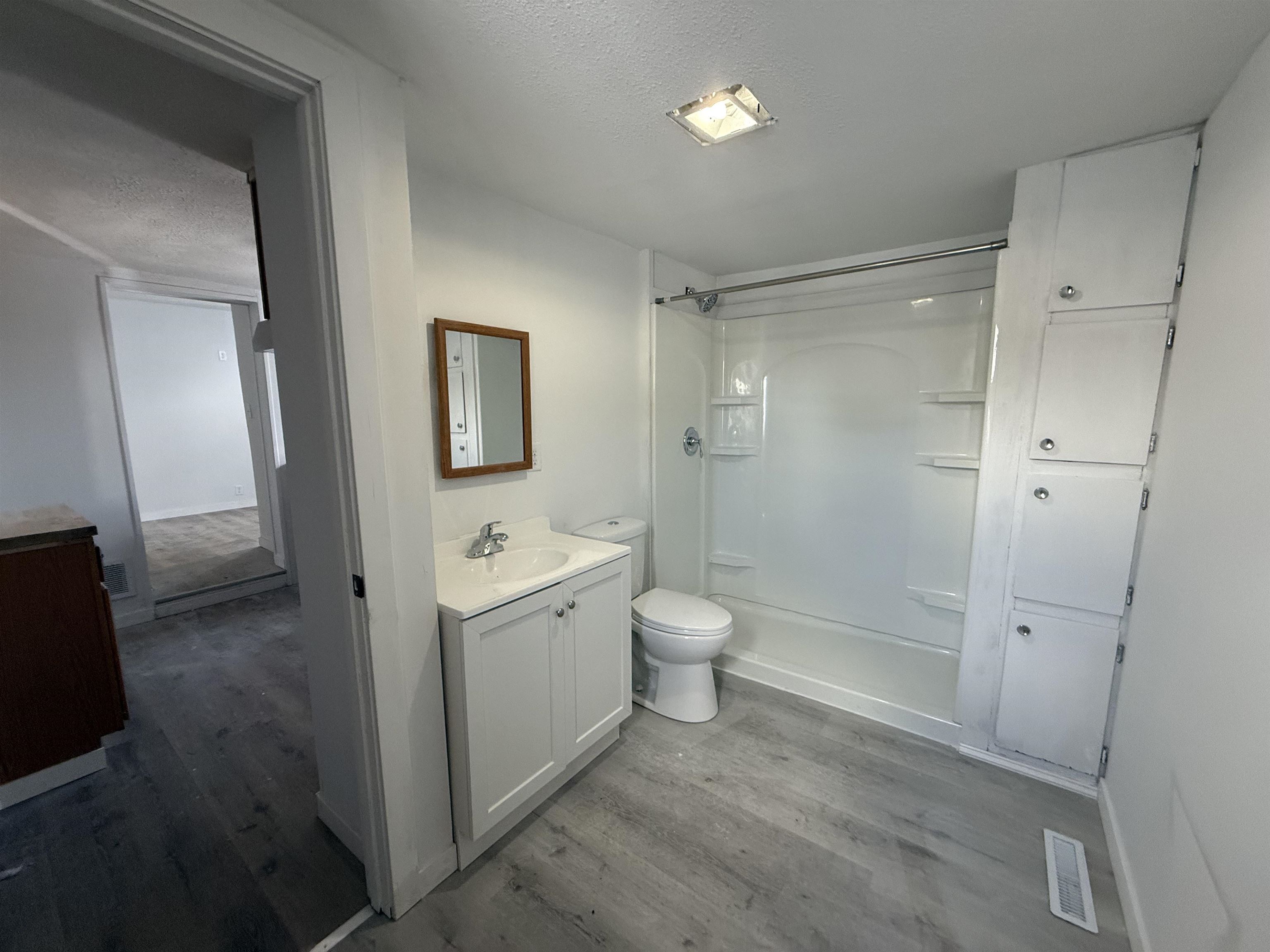 313 East Center Street Shawano, WI 54166 - Photo 8 of 26