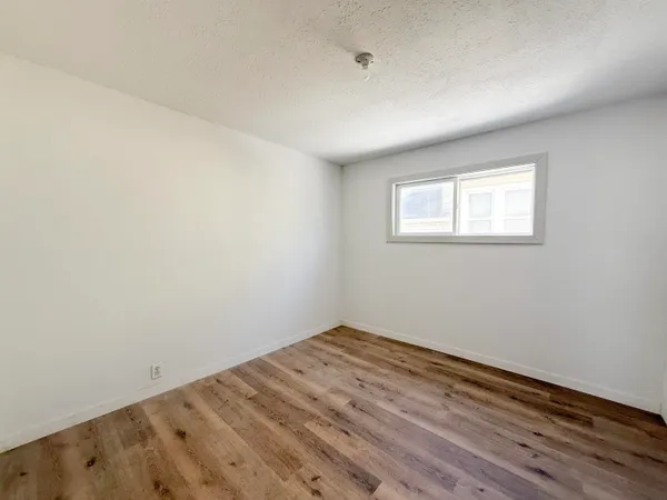 $184,900 | 313 East Center Street, Shawano, WI 54166