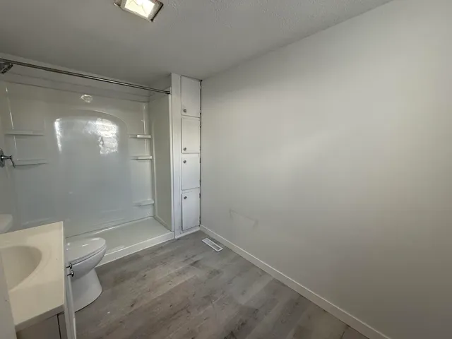 $184,900 | 313 East Center Street, Shawano, WI 54166