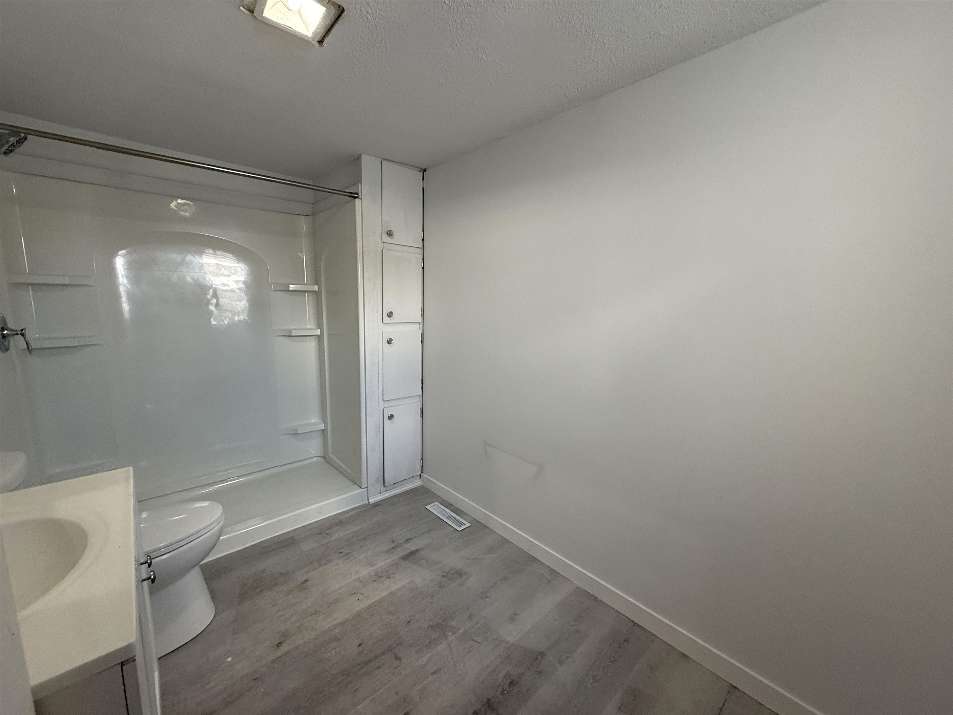 313 East Center Street Shawano, WI 54166 - Photo 10 of 26