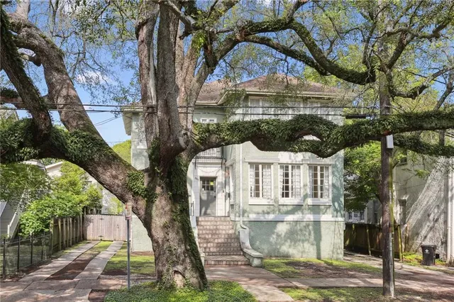 $2,700 | 3808 Napoleon Avenue, New Orleans, LA 70125