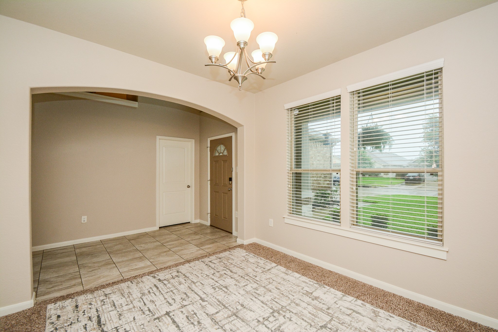 718 Palo ALto Court Rosharon, TX 77583 - Photo 5 of 27