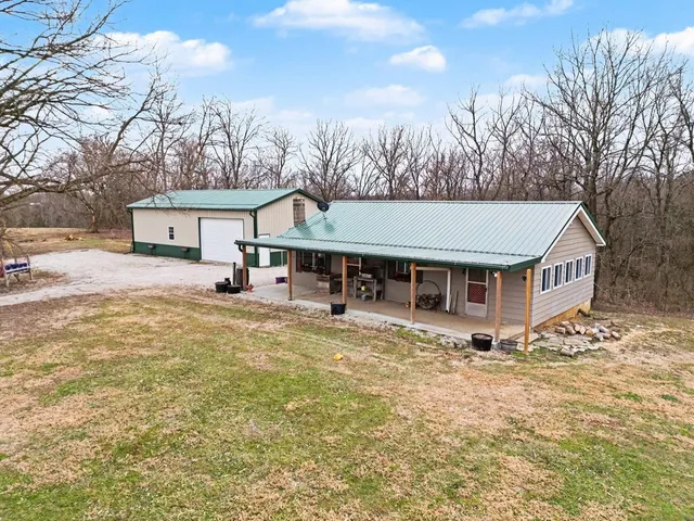 $499,000 | 19407 Johnson Lane, Guilford, IN 47022