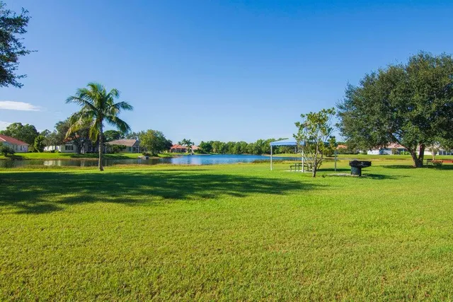a view of a golf course