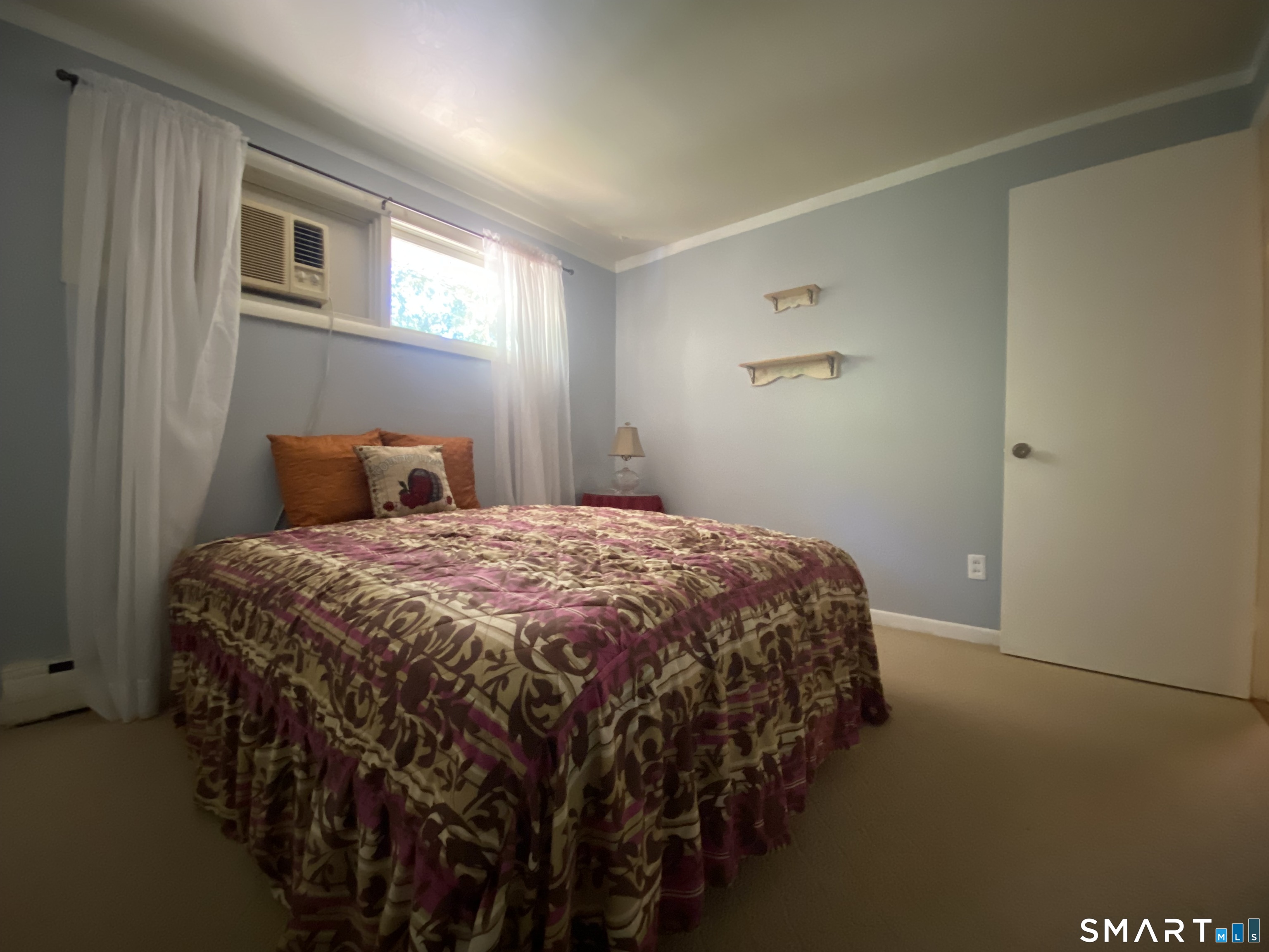 8 Commodore Street Norwich, CT 06360 - Photo 15 of 38