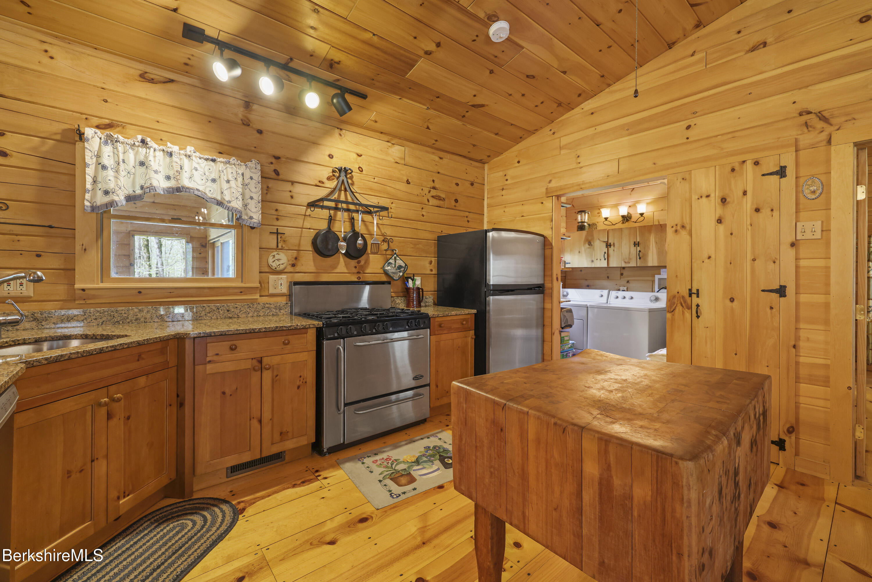 793 George Carter Road Becket, MA 01223 - Photo 11 of 32 55 Kitchen