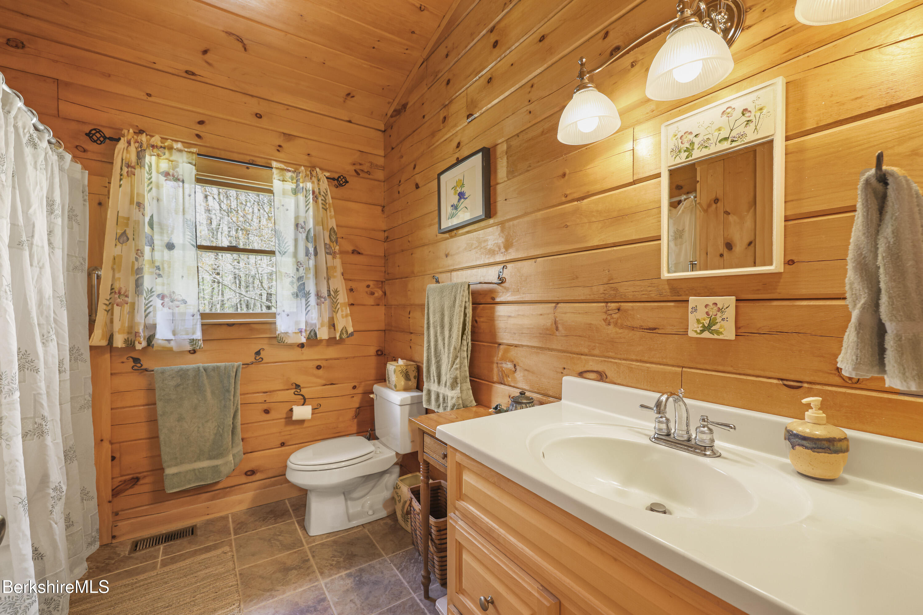 793 George Carter Road Becket, MA 01223 - Photo 23 of 32 115 Primary Bathroom