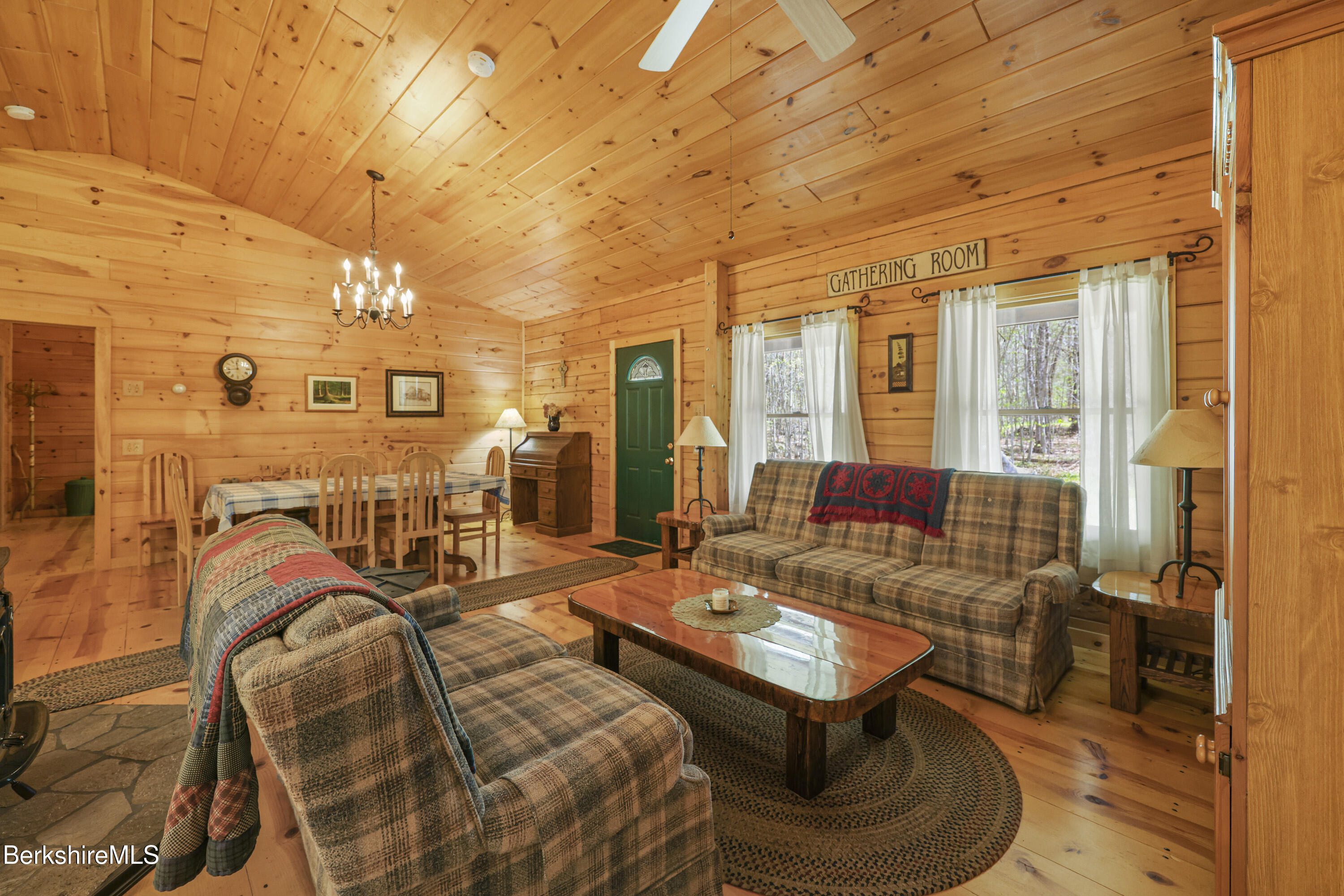 793 George Carter Road Becket, MA 01223 - Photo 8 of 32 40 Living Room