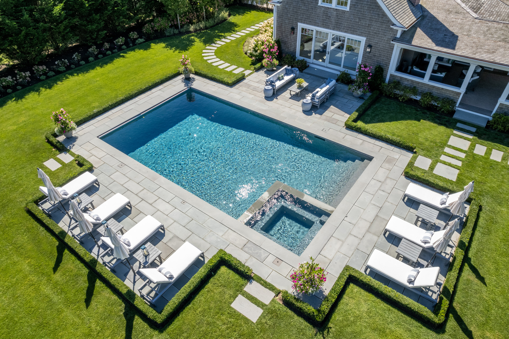 35 Burnell Street Nantucket, MA 02554 - Photo 43 of 48