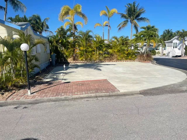 $350,000 | 900 Juno Ocean Walk, Unit F1, Juno Beach, FL 33408