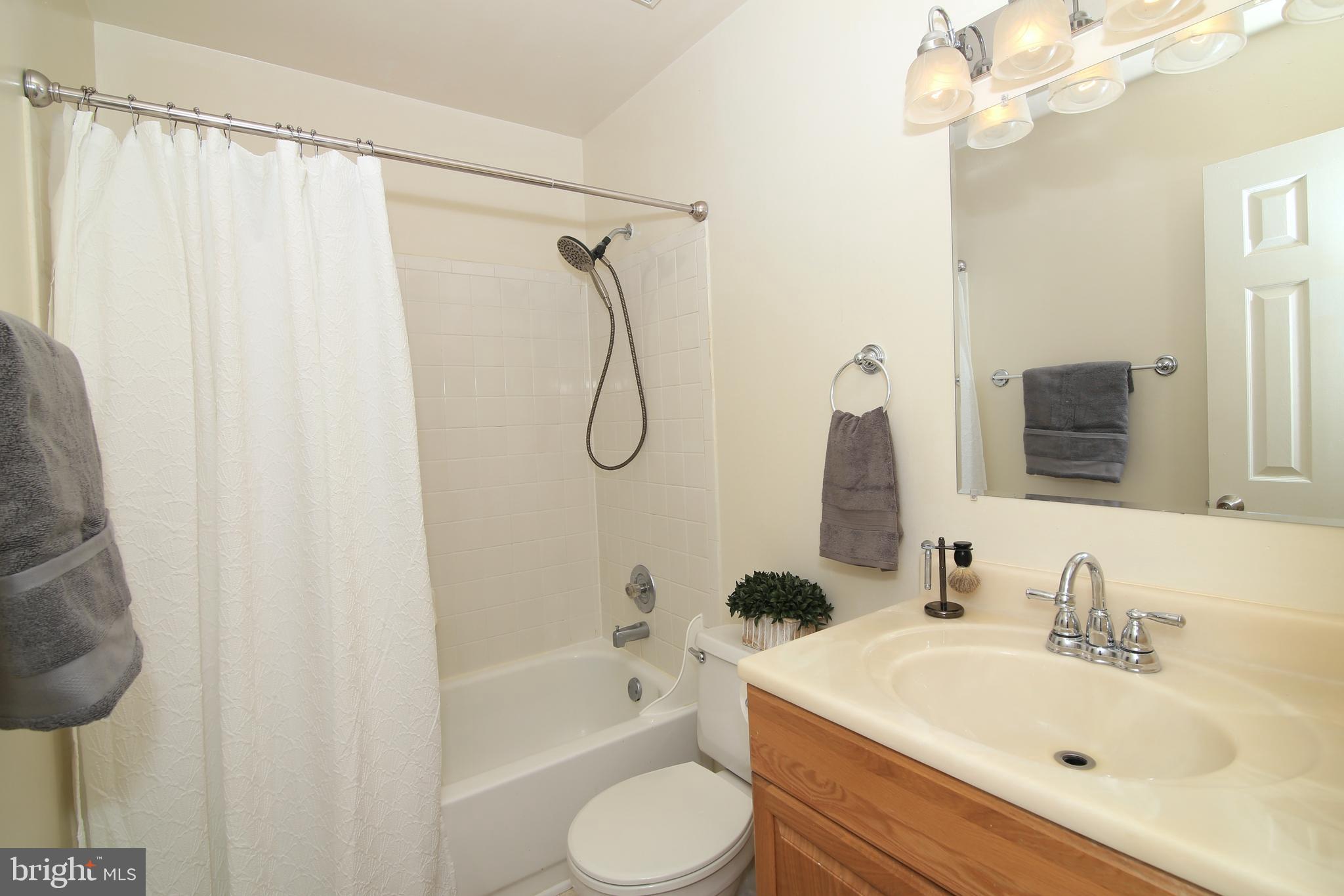 8490 Springfield Oaks Drive Springfield, VA 22153 - Photo 24 of 36 2nd Full Bath