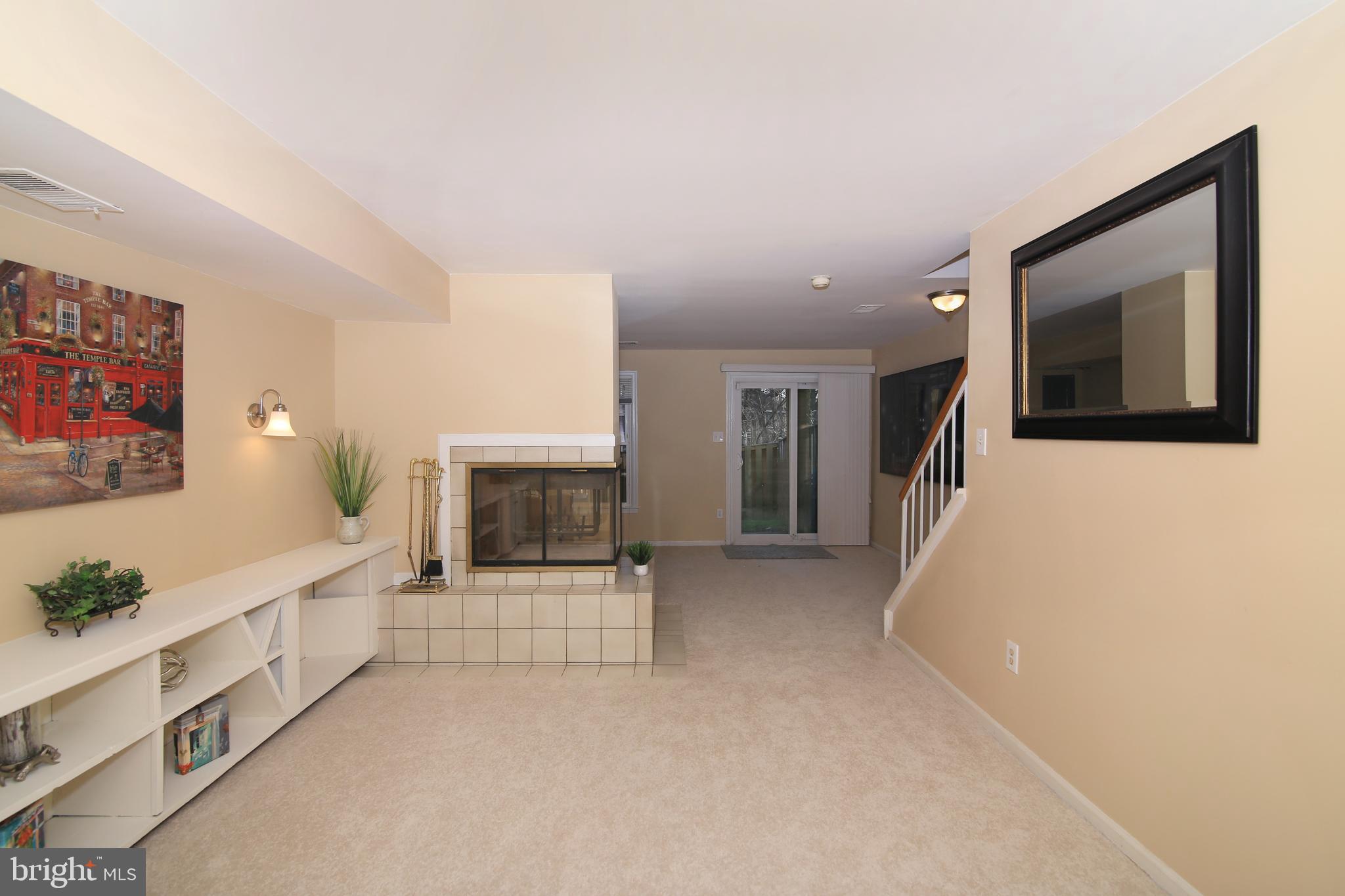 8490 Springfield Oaks Drive Springfield, VA 22153 - Photo 28 of 36 Family Room