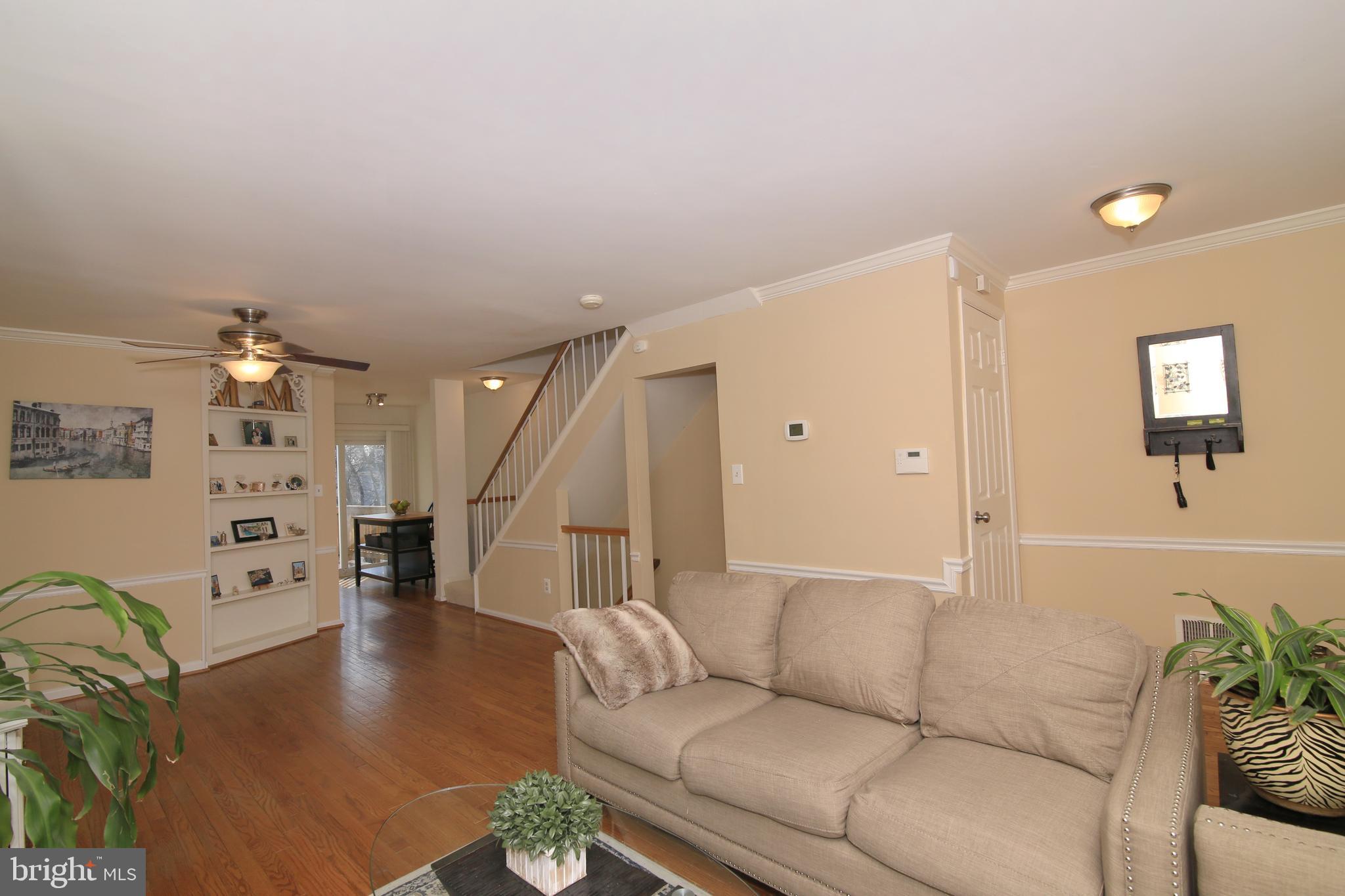 8490 Springfield Oaks Drive Springfield, VA 22153 - Photo 7 of 36 Living Room