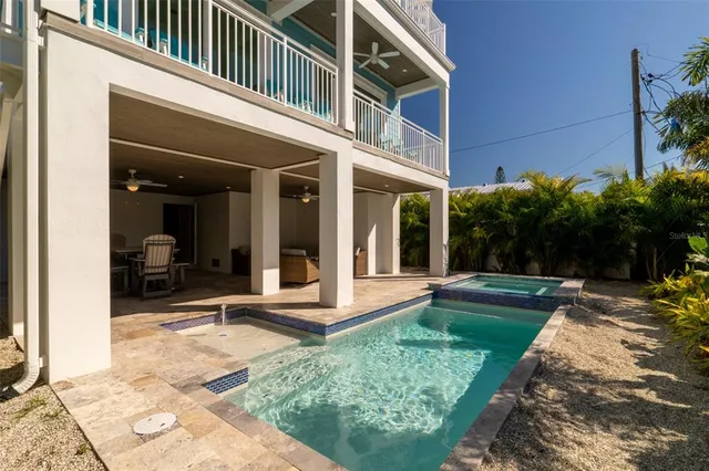 $2,870,000 | 2410 Avenue B, Bradenton Beach, FL 34217
