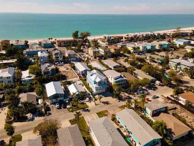 $2,870,000 | 2410 Avenue B, Bradenton Beach, FL 34217