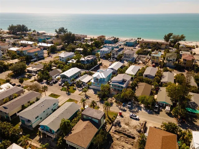 $2,870,000 | 2410 Avenue B, Bradenton Beach, FL 34217