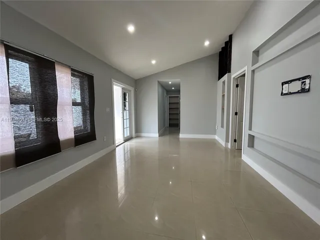 $2,900 | 21939 Southwest 124th Place, Unit 21939, Miami, FL 33170