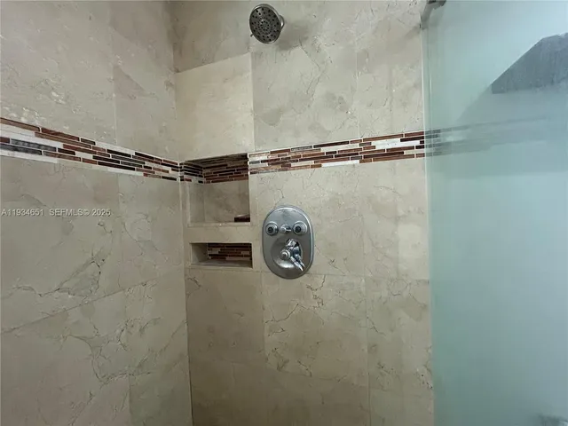 $2,900 | 21939 Southwest 124th Place, Unit 21939, Miami, FL 33170