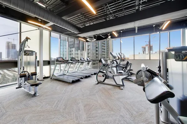 $415,000 | 650 West Wayman Street, Unit 404C, Chicago, IL 60661