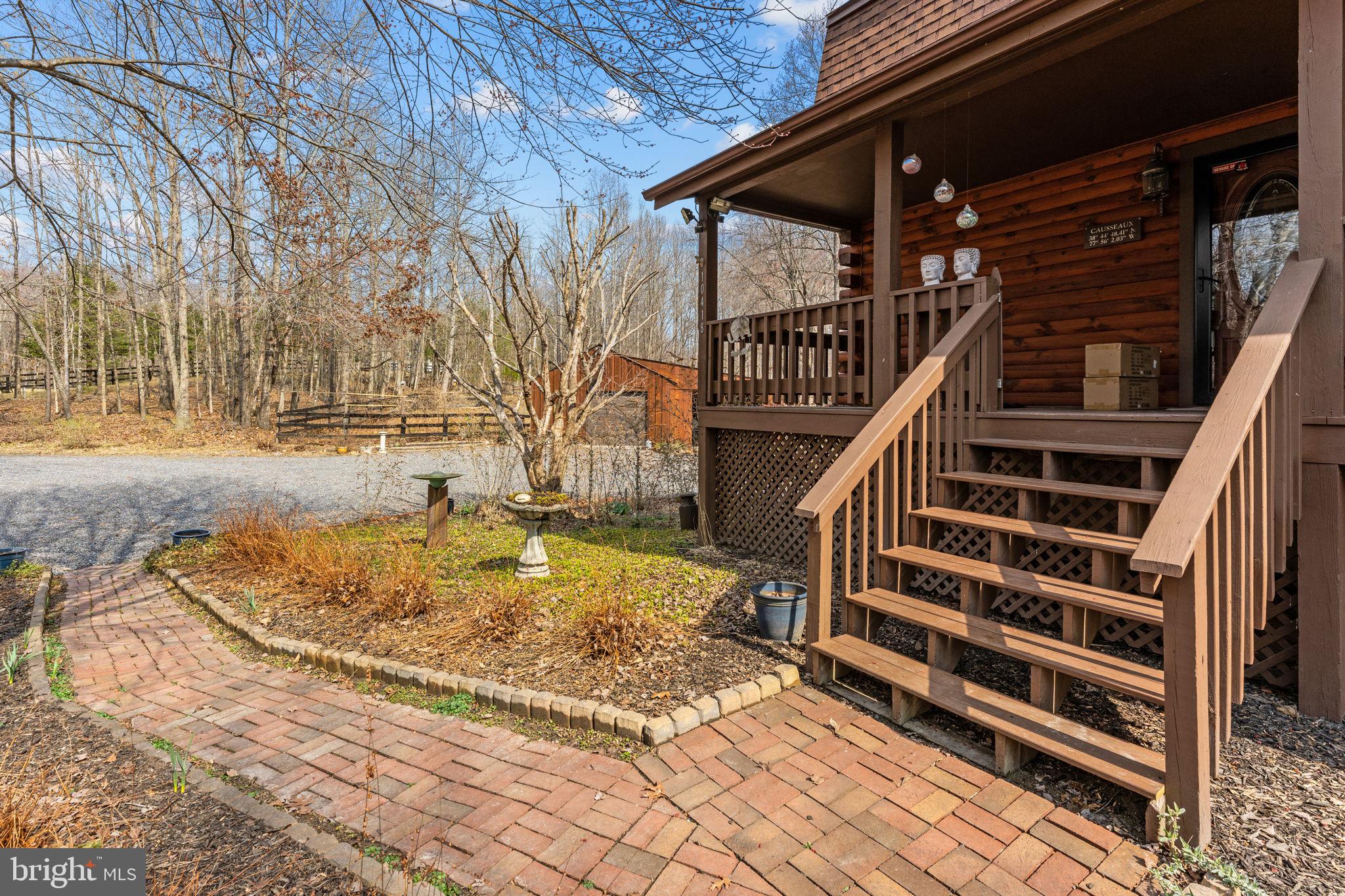 10418 Cliff Mills Road Marshall, VA 20115 - Photo 90 of 93 a view of entryway with wooden floor