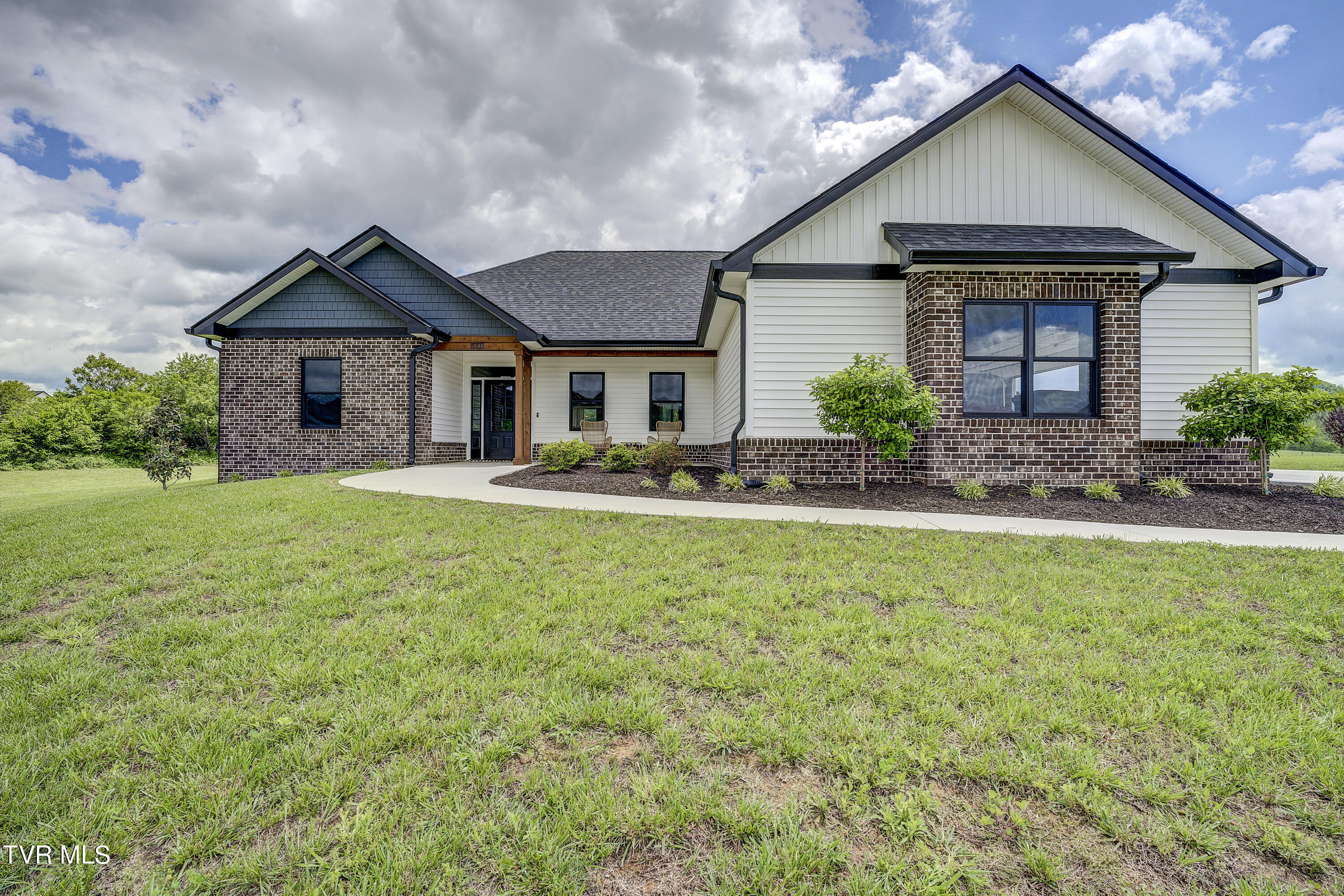 551 Pleasant Valley Road Jonesborough, TN 37659 - Photo 3 of 55 PV--39