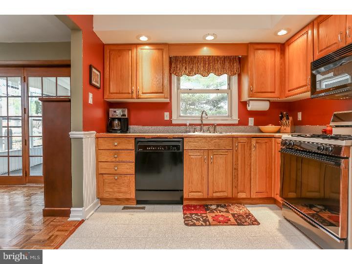 703 Marshall Road Brookhaven, PA 19015 - Photo 4 of 23 Kitchen