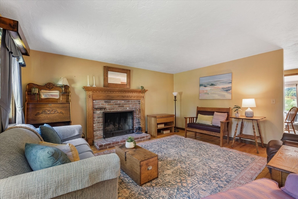 2 Fox Run Road Sterling, MA 01564 - Photo 13 of 41